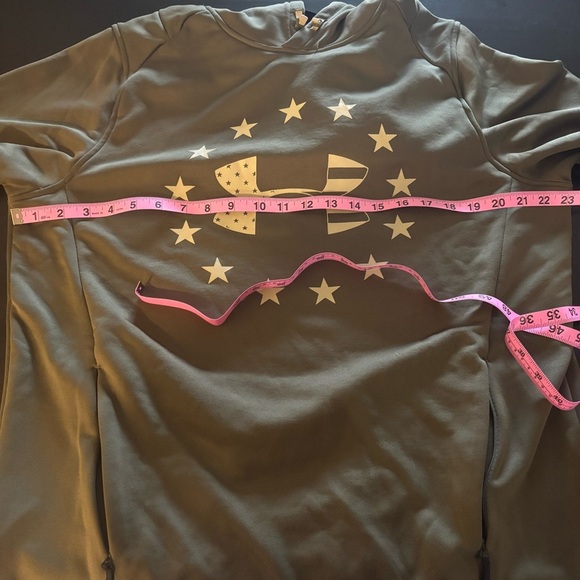 Under Armour Green “Freedom” Hoodie - Picture 6 of 7